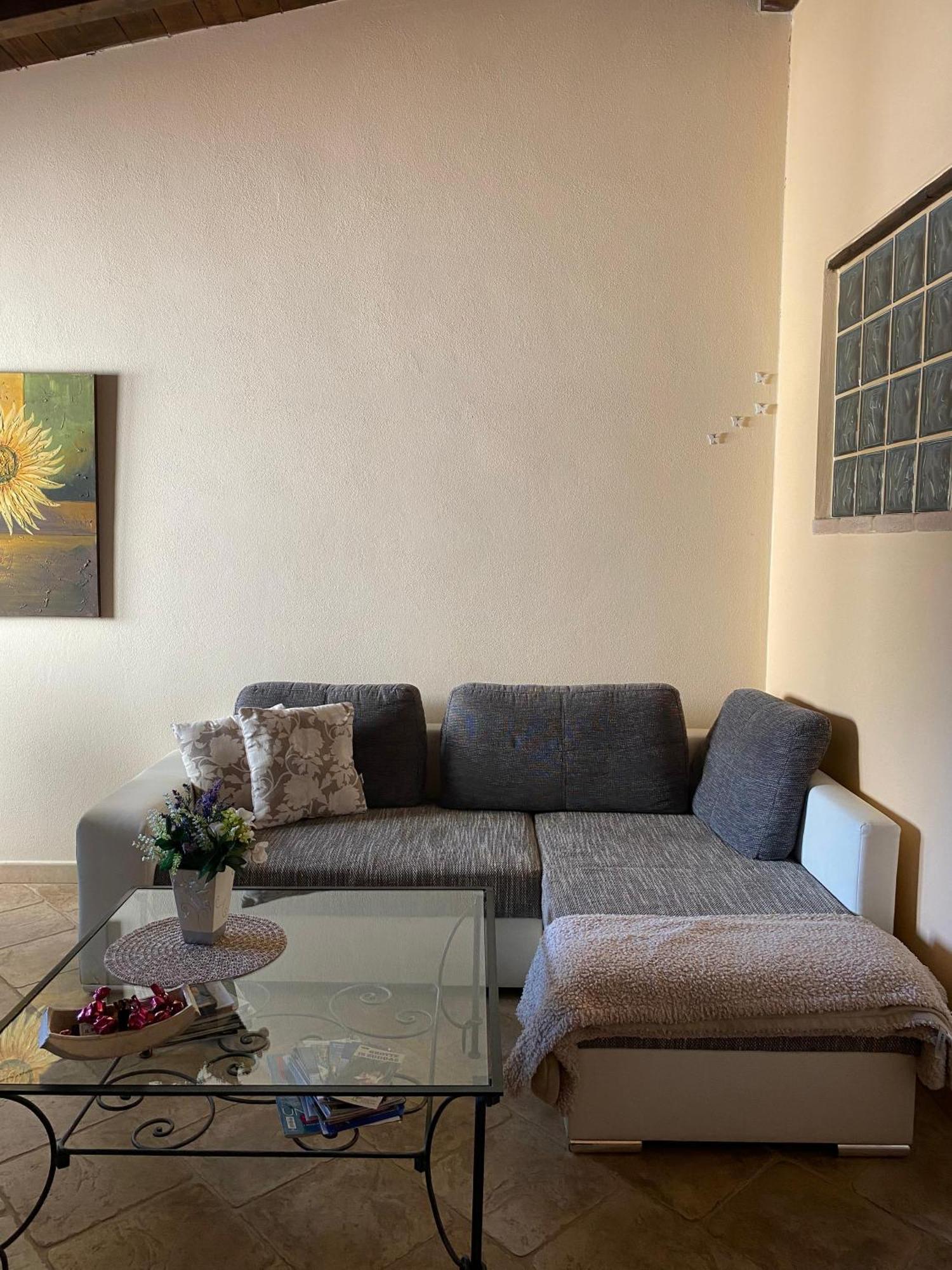 Alex'S Apartment Iglesias Bagian luar foto